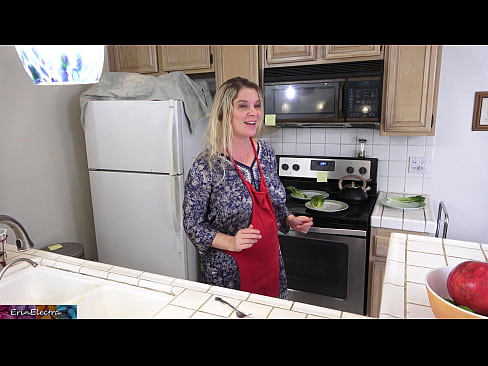 ❤️ Stepmom u munghje in cucina prima di a so data Porno vk à noi % co.8kpornvids.ru% ❤