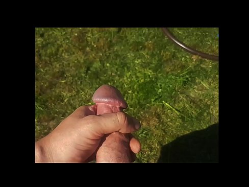 ❤️ Hottie si fa scopare a figa rosa è cums cun un squirt in un giardinu d'estate Porno vk à noi % co.8kpornvids.ru% ❤
