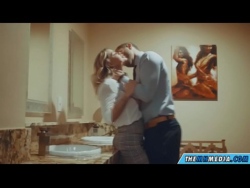 ❤️ Quandu una bionda tettona ti seduce in un bagnu publicu Porno vk à noi % co.8kpornvids.ru% ❤